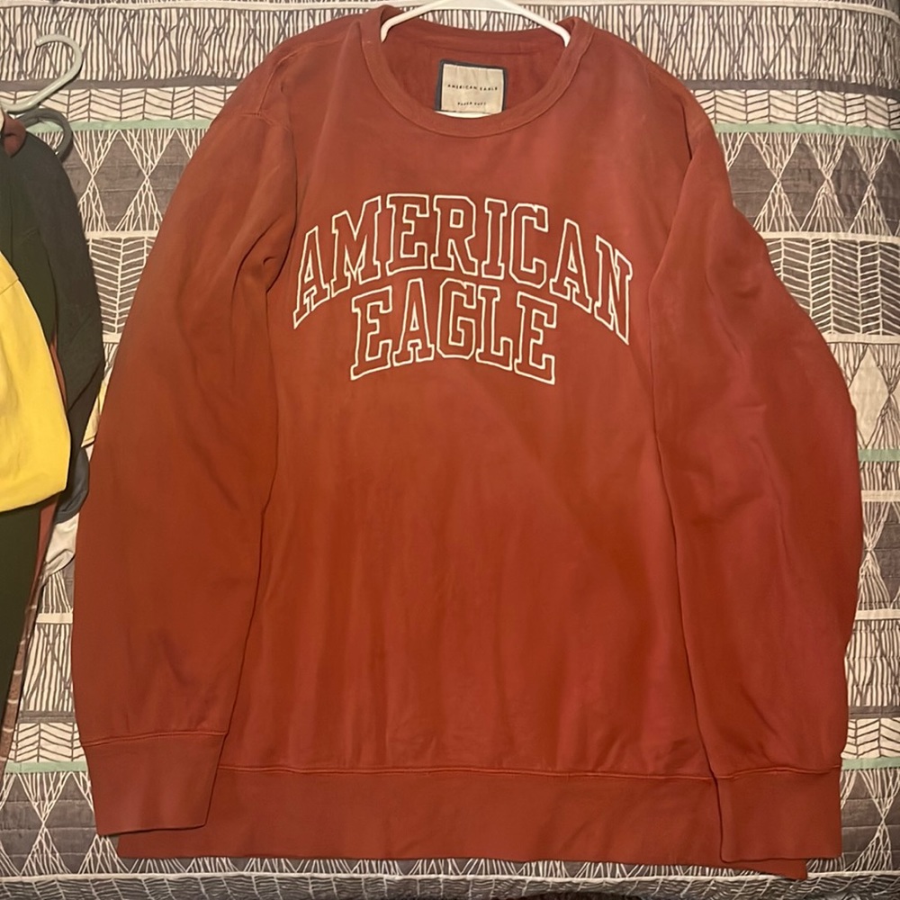 American Eagle, over sized crew neck. Super soft. XXL